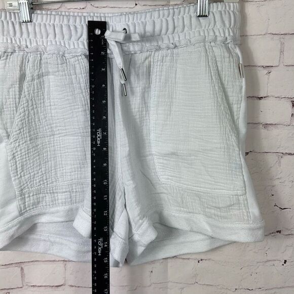 Magellan Outdoors Lounge Set Womens Large Relaxed Fit Shirt Shorts 2 Pc White - Picture 8 of 13
